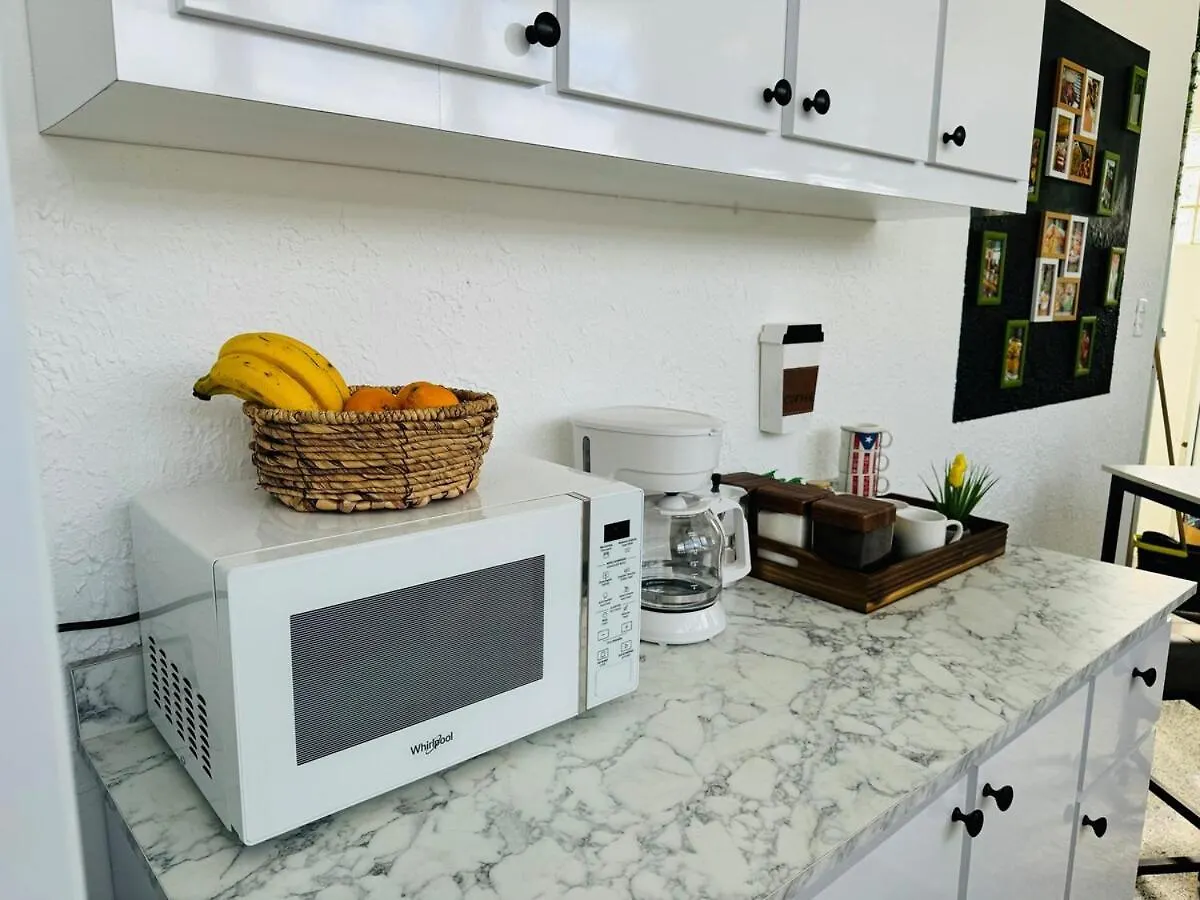 Apartment Savvys Place Ponce
